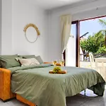 7 Min L Pool L Wifi L Sunbeds L Kid Friendly Costa Adeje (Tenerife)