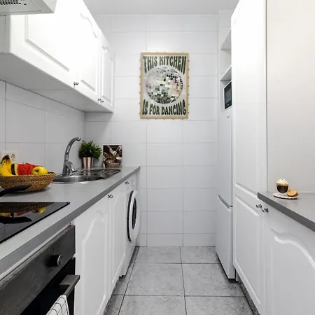 Апартаменты 7 Min L Pool L Wifi L Sunbeds L Kid Friendly Адехе