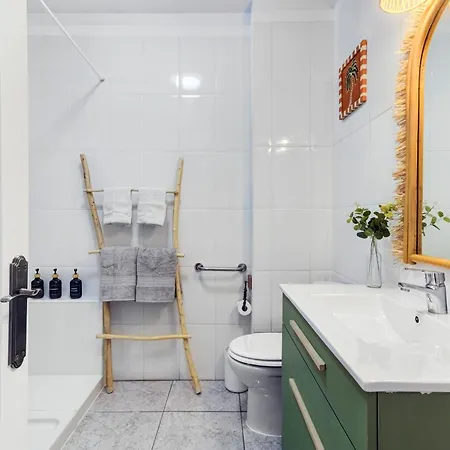 Апартаменты 7 Min L Pool L Wifi L Sunbeds L Kid Friendly