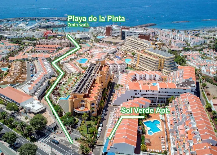 7 Min L Pool L Wifi L Sunbeds L Kid Friendly 아파트