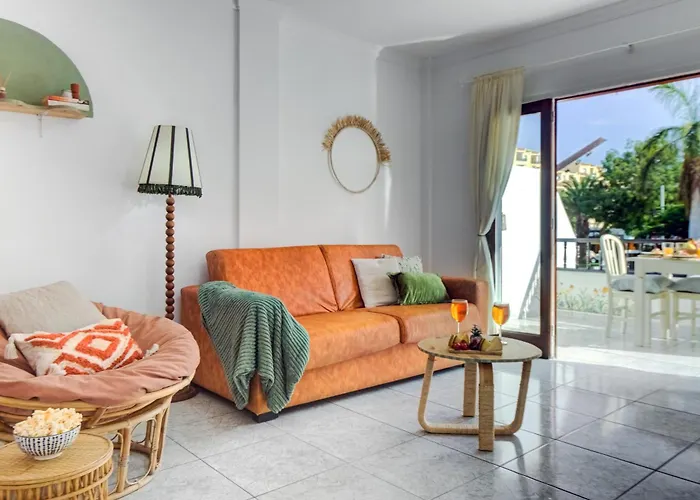 7 Min L Pool L Wifi L Sunbeds L Kid Friendly Apartamento