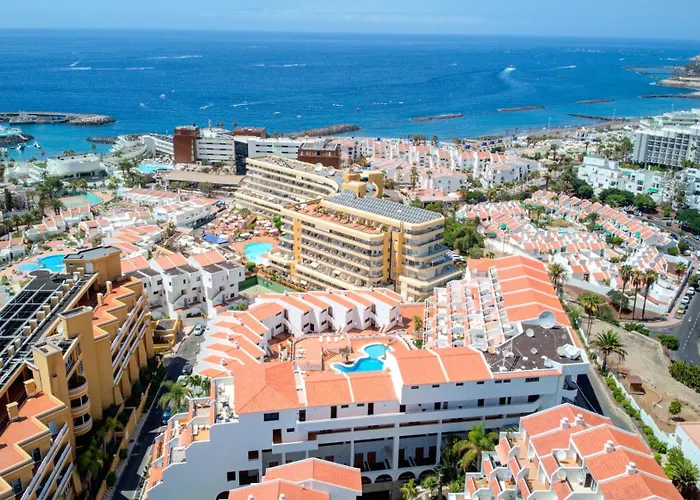 7 Min L Pool L Wifi L Sunbeds L Kid Friendly *